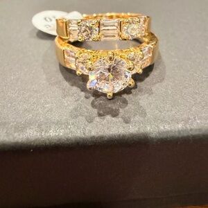Gold Engagement Style Ring Set - Size 10